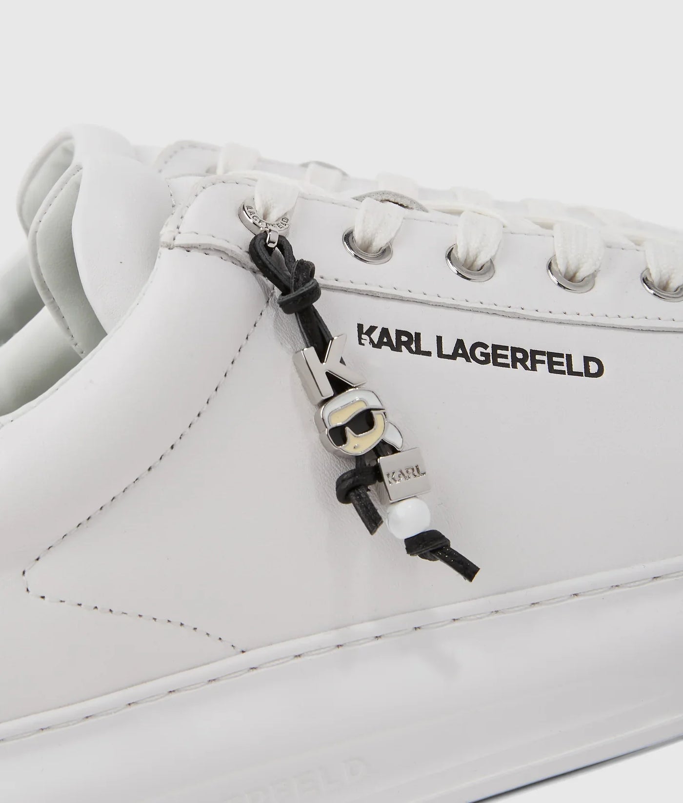 KARL EXCLUSIVE KAPRI IKON CHARM SNEAKERS