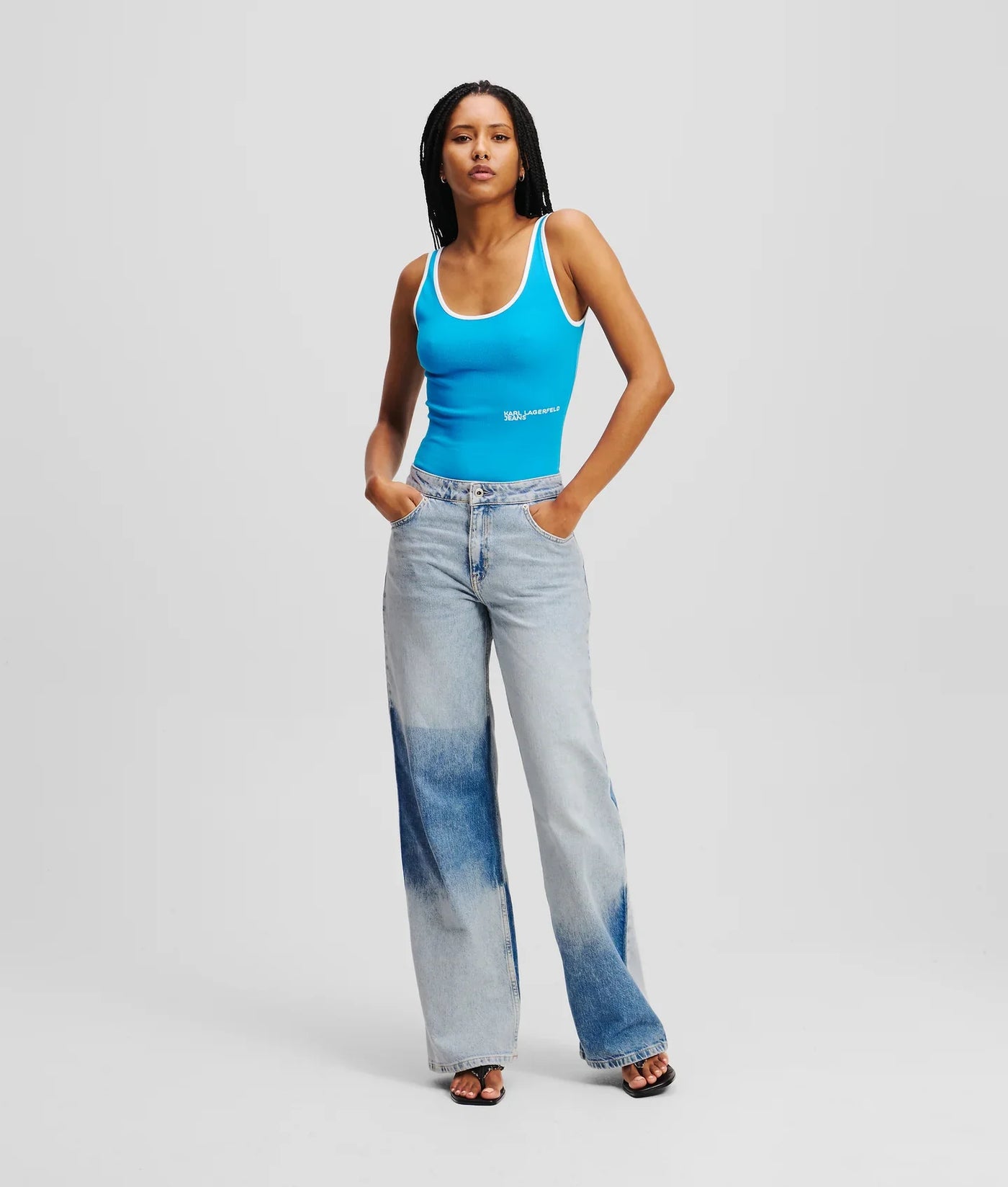 KARL RELAXED COLOR-BLOCK JEANS